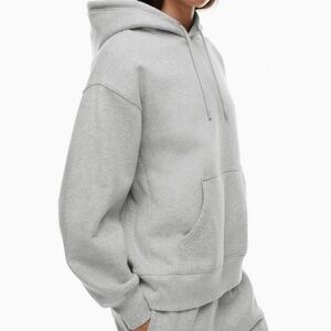 Aritzia | Cozy Fleece Boyfriend Hoodie
